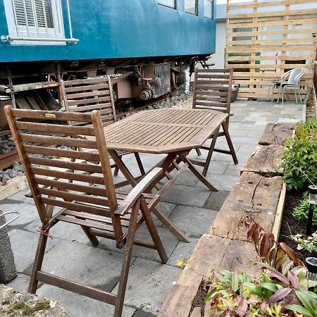 Gleis 2, Waggon Mit Ofen, Optional Mit Whirlpool Und Sauna Dahlem  Εξωτερικό φωτογραφία