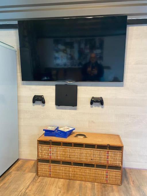 Gleis 2, Waggon Mit Ofen, Optional Mit Whirlpool Und Sauna Dahlem  Εξωτερικό φωτογραφία