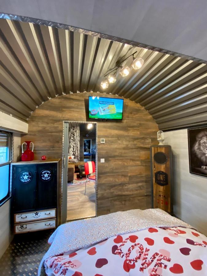 Gleis 2, Waggon Mit Ofen, Optional Mit Whirlpool Und Sauna Dahlem  Εξωτερικό φωτογραφία